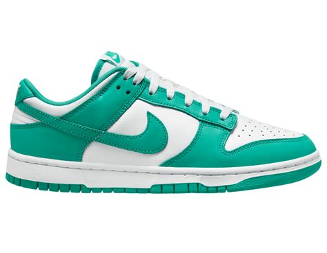 jade green dunks